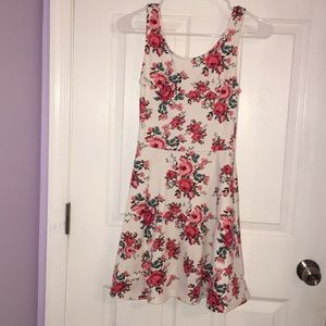 HM size 4 floral skater white dress
